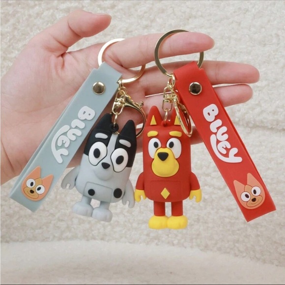 Bluey and Friends Cartoon Keychain Set - Picture 3 of 6